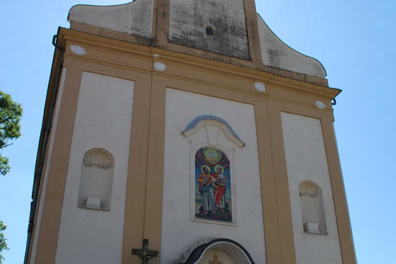 Kostel zasvěcený svatým Petru a Pavlu v Prostějově ve své věži skrývá nejstarší prostějovský zvon. Třeba budete mít štěstí a uslyšíte jeho opravdu mohutný "hlas".