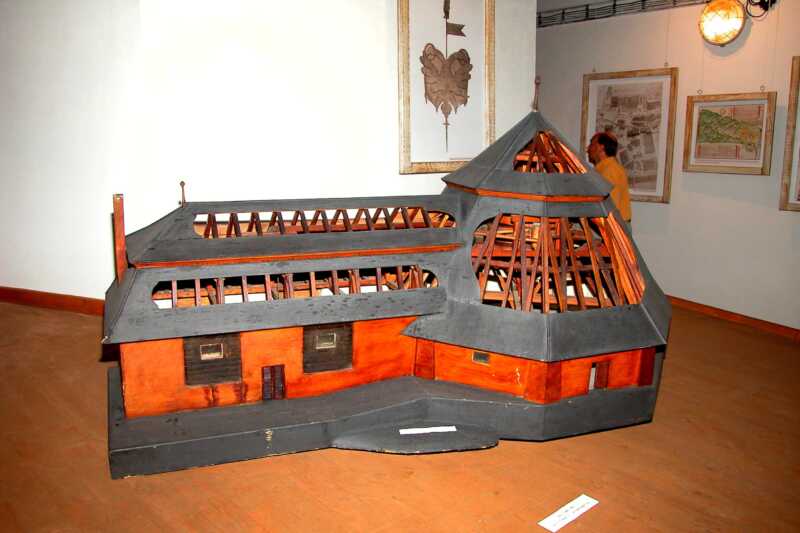 Model šachty Leopold