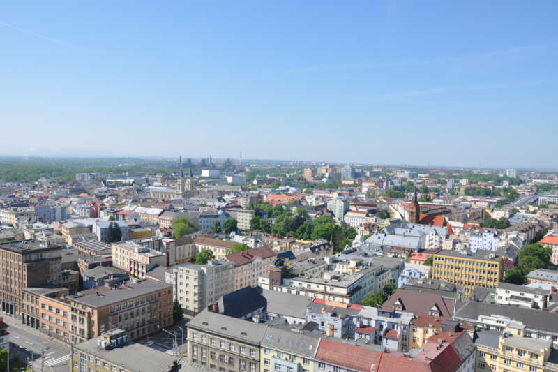 Ta ¨k to je skutečná Ostrava roku 2024 - dávno ne černá, ale barevná, zelená. přívětivá a veselá
